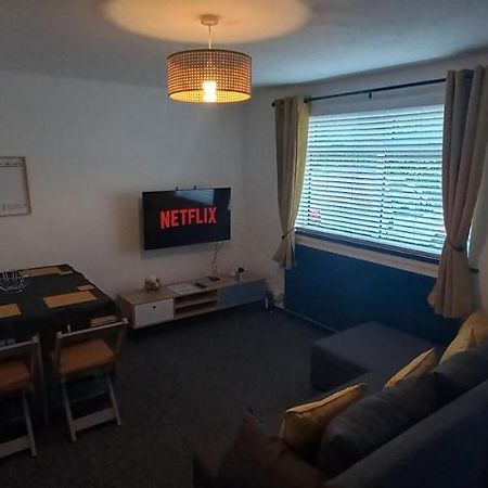 6-Min Walk To New Cross Parking Long Stay Discounts Wolverhampton Buitenkant foto
